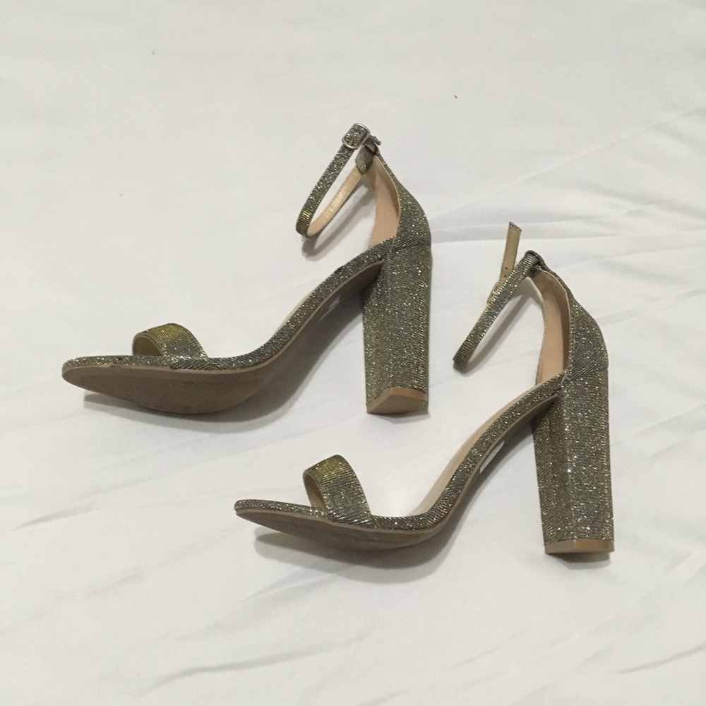 ‼️Rue 21 silver/gold shoes